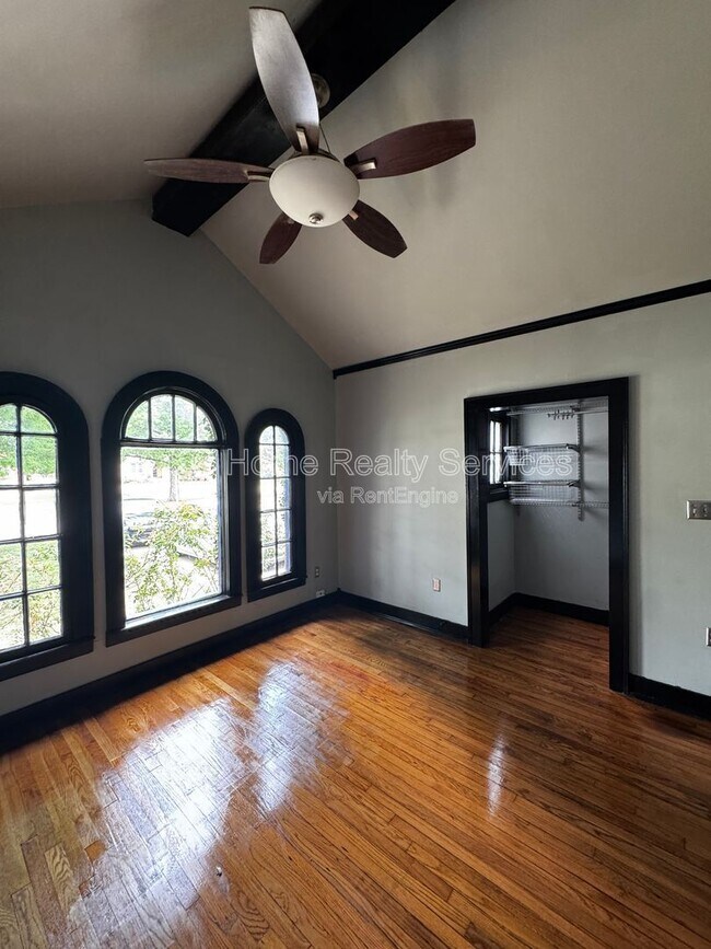 Building Photo - 2854 NW 19th St