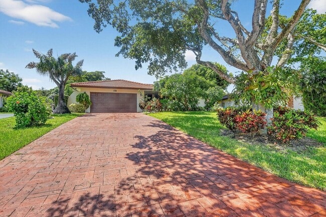 Building Photo - 328 NW 42nd St