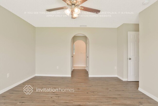 Building Photo - 10 Tamiami Way