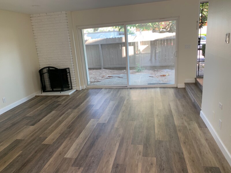 Building Photo - 16765 Barefoot Cir