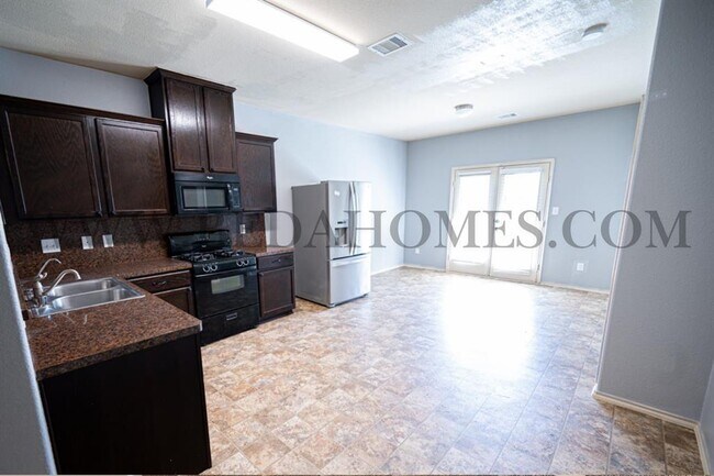 Building Photo - 7880 Galleon Field Ln