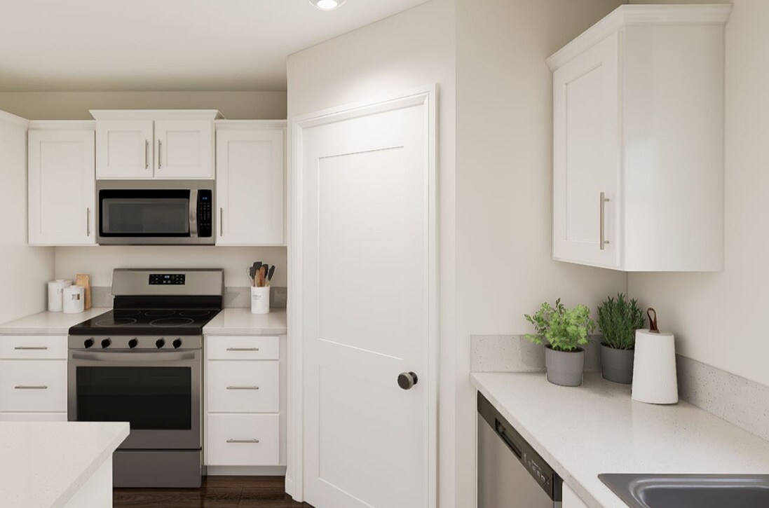 Kitchen top with dedicated and spacious pantry - 719 Irma Dr