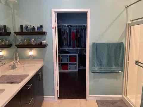 Building Photo - 42921 Avenida Amistad