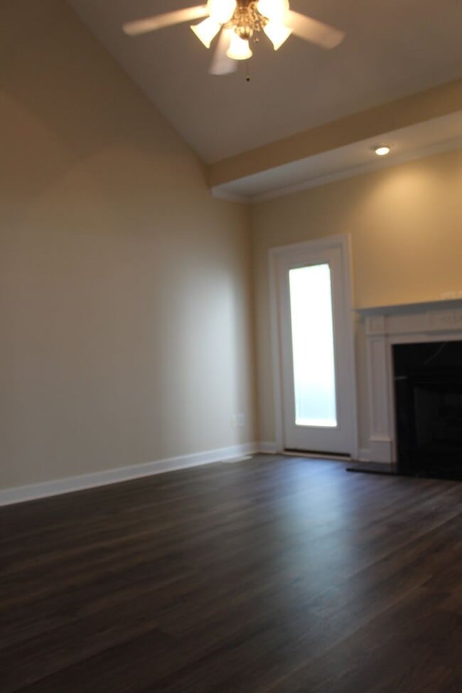 Building Photo - Dogwood Estates