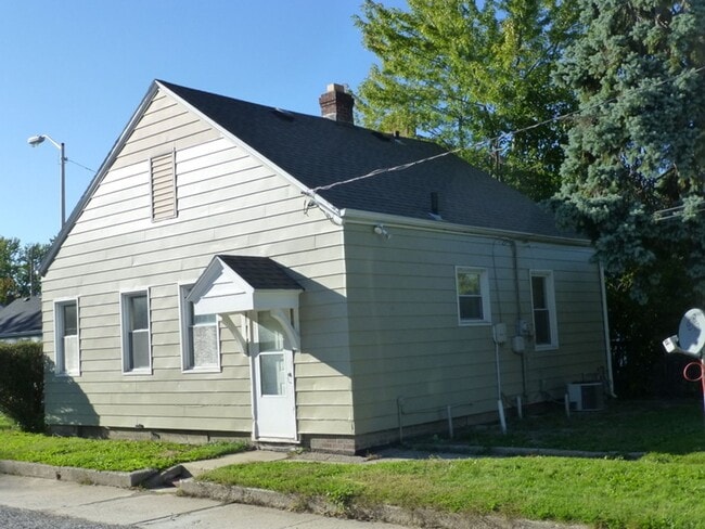 Building Photo - 4331 Lafayette St