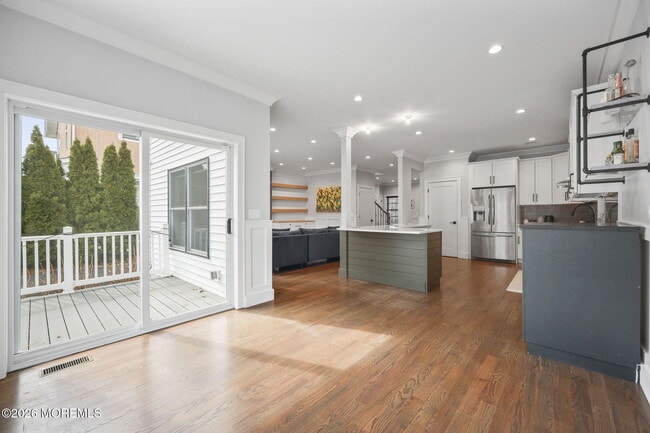 Building Photo - 28 Rector Pl