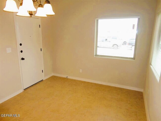 Building Photo - 14254 Earl Chokiski