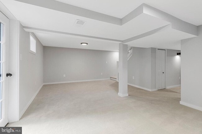 Building Photo - 5511 Callander Dr