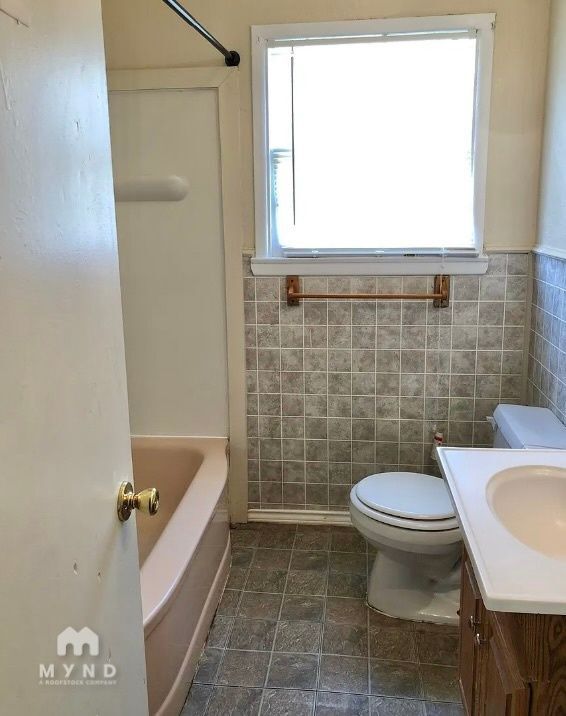 Building Photo - 3814 31st St