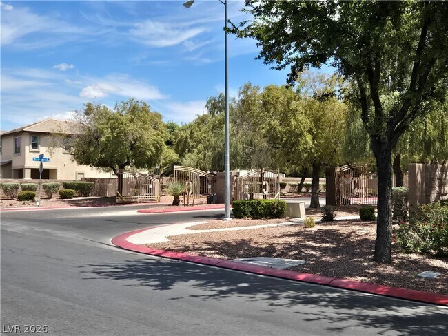 Building Photo - 1035 Appaloosa Hills Ave