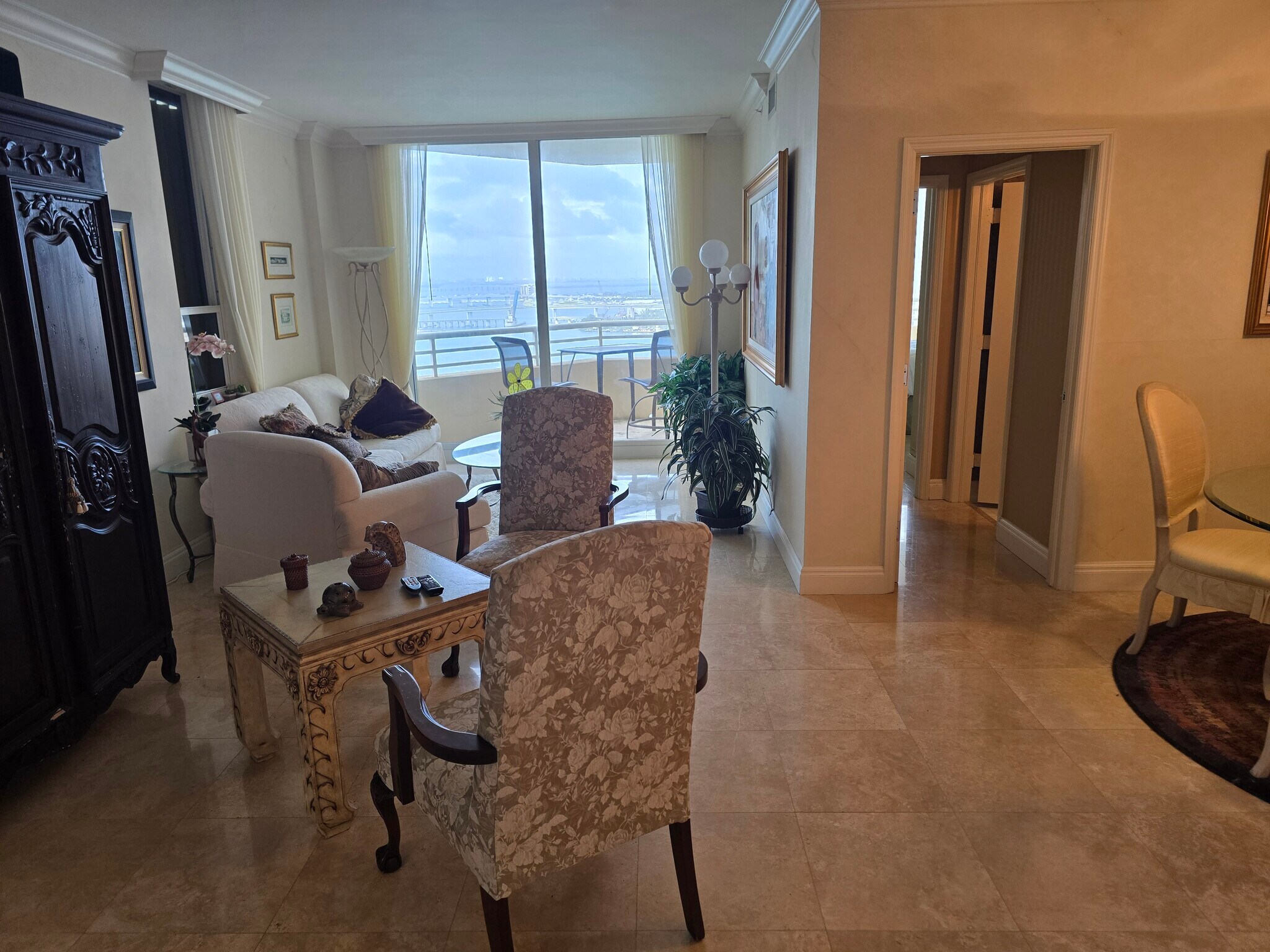 Building Photo - 888 Brickell Key Dr