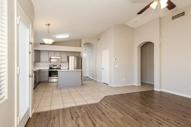 Building Photo - 16766 W Taylor St