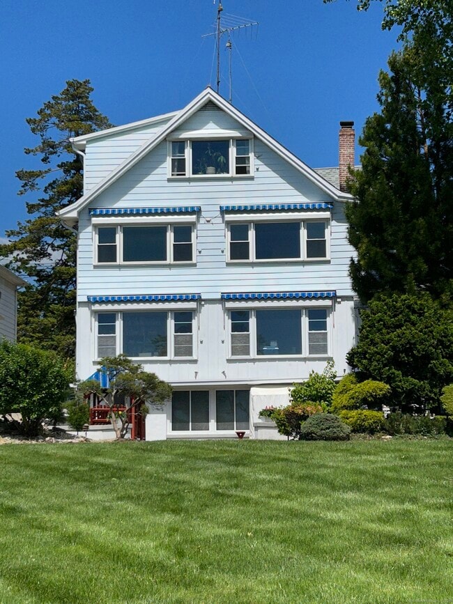 Primary Photo - 481 Ocean Ave