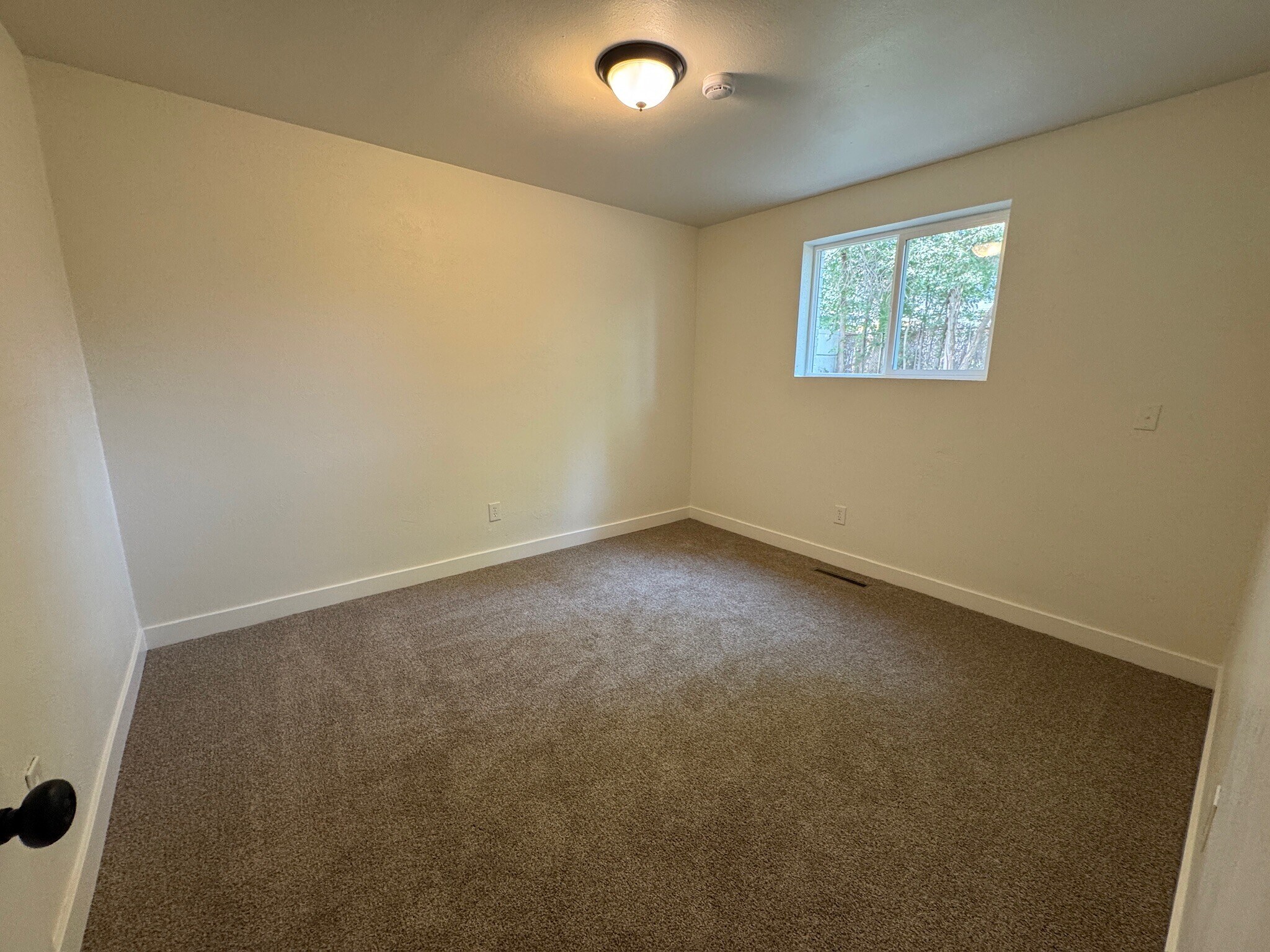 Building Photo - 804 Meeker St