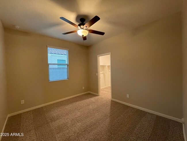 Building Photo - 735 W Micanopy Trl.