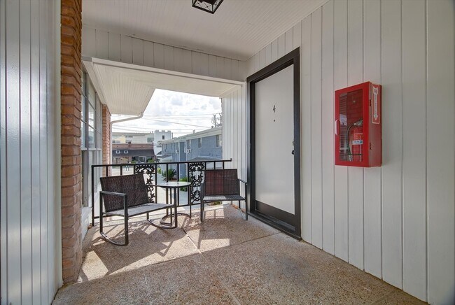 Building Photo - 1915 McDuffie St