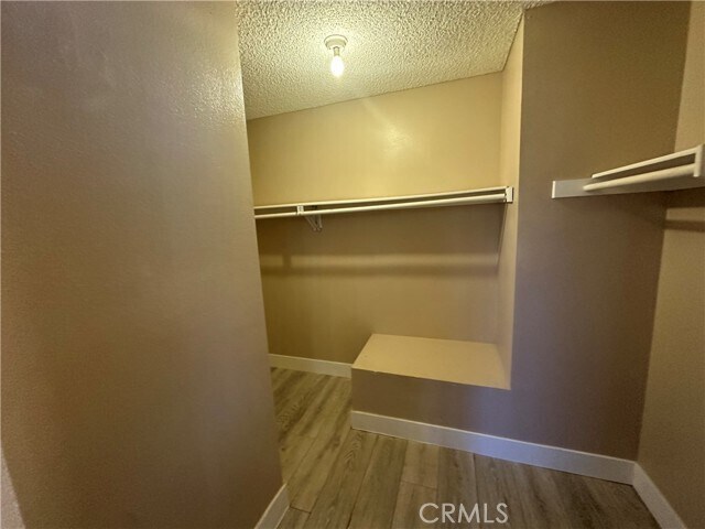 Building Photo - 551 Tullock St