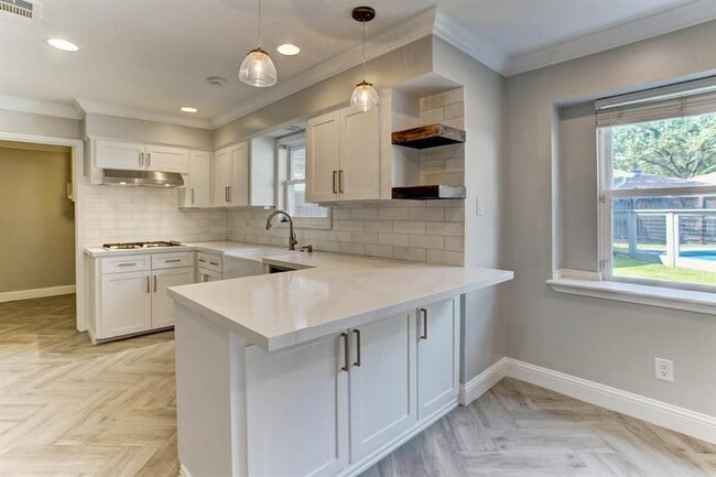 Building Photo - 10806 Wickersham Ln