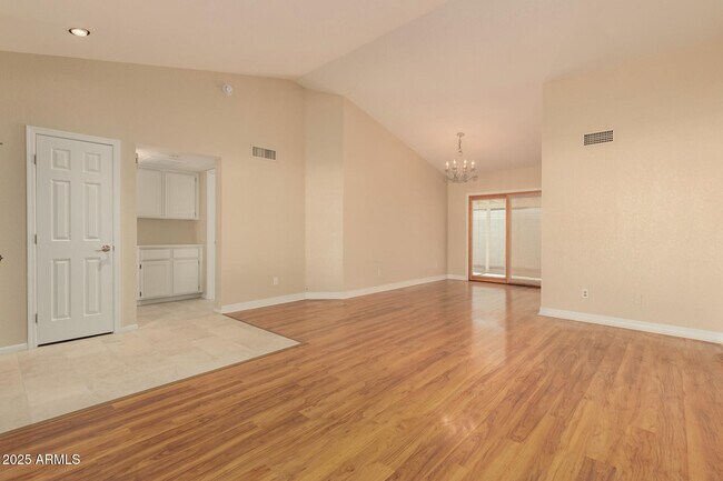 Building Photo - 3329 E Siesta Ln