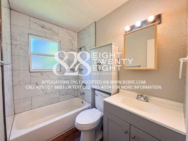 Building Photo - *AVAILABLE NOW* 3 BED/1 BATH SINGLE FAMILY HOME IN DEL CITY!