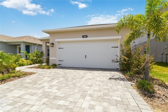 Building Photo - 4525 Pippin Ln