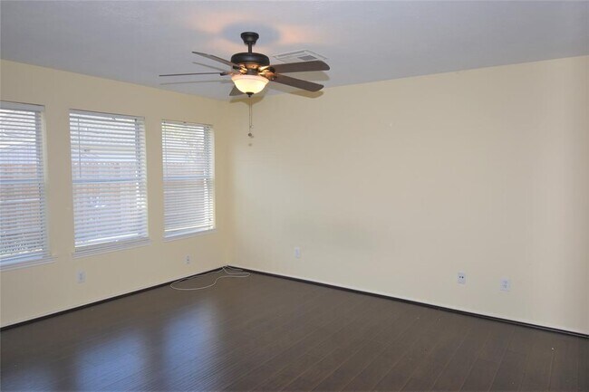 Building Photo - 1522 Cartwright Rd