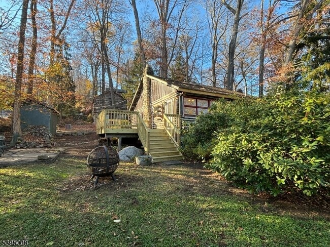 Primary Photo - 251 Cupsaw Dr