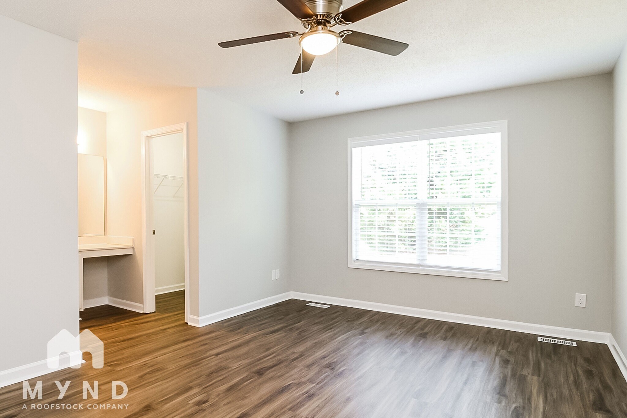 Building Photo - 221 Tavistock Ct