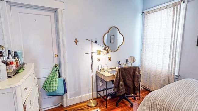 Building Photo - Large Science Hill 3BR with Dual Balcony A...