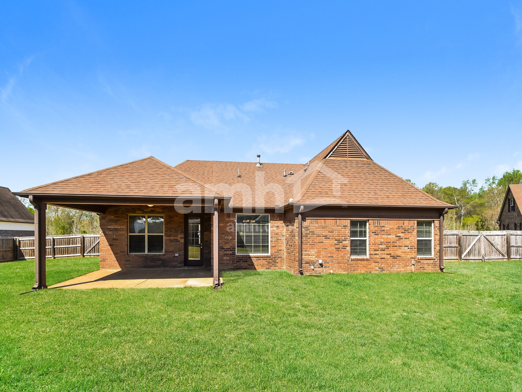 Building Photo - 90 Laurel Cove