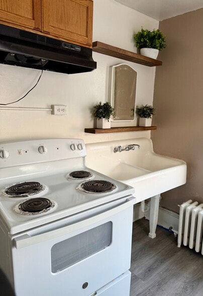 Building Photo - 93 Fullerton Ave