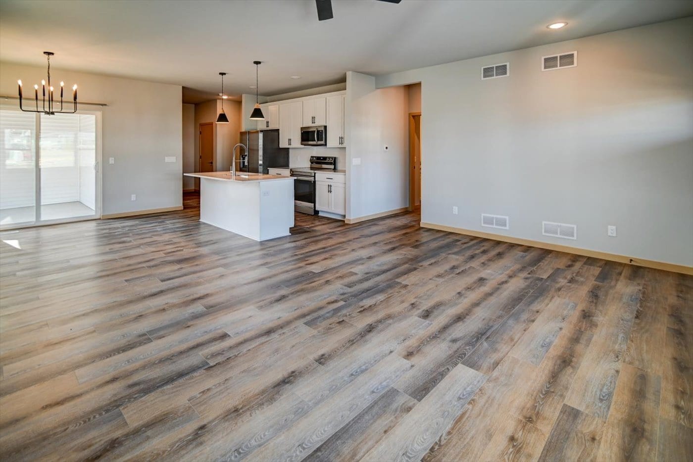 Building Photo - 4831 Suelo Rd