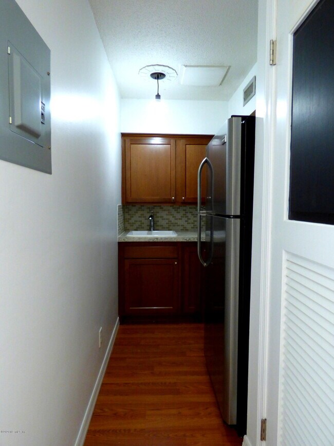 Building Photo - 2960 Remington St