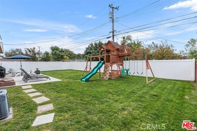 Building Photo - 4500 W Tiller Ave