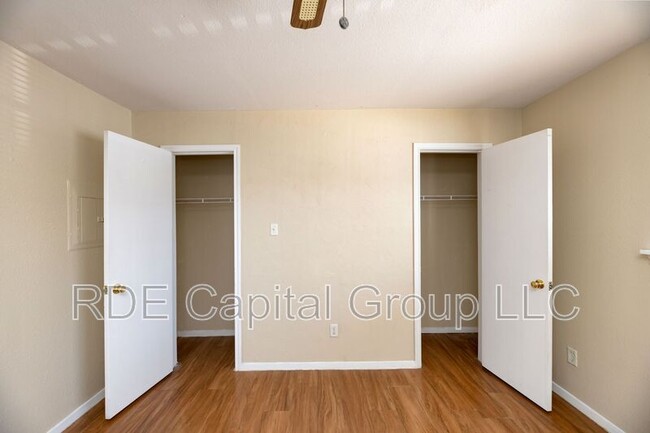 Building Photo - 4525 Columbia Ave