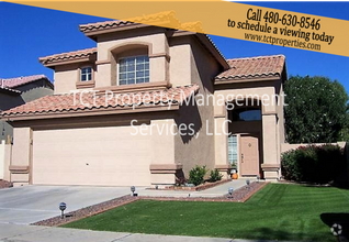 Building Photo - Great 3 Bedroom with Grass Backyard!