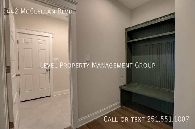 Building Photo - 442 McClellan Blvd