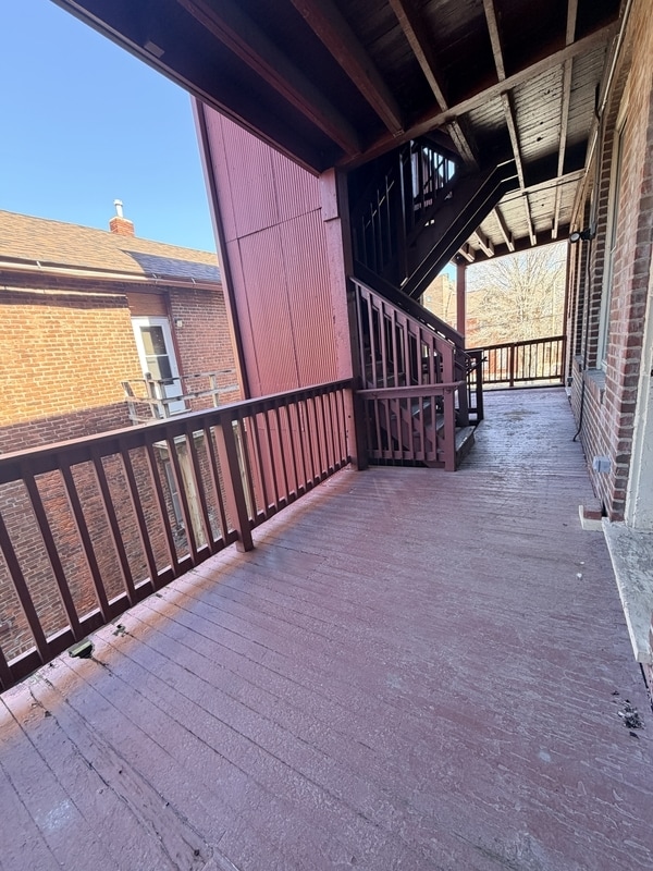 Building Photo - 604 W 3rd St