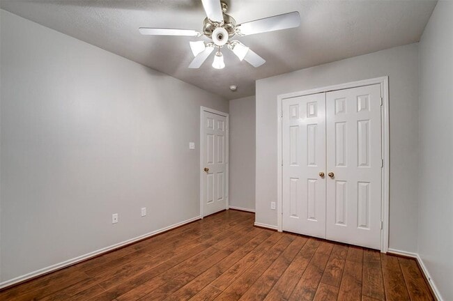 Building Photo - 12130 Piney Bend Dr