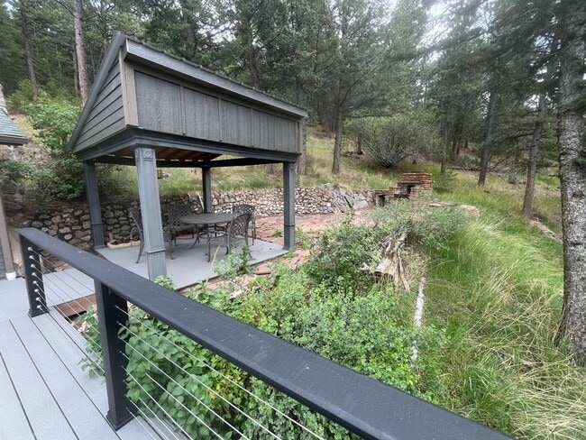 Building Photo - 776 Aspen Ln
