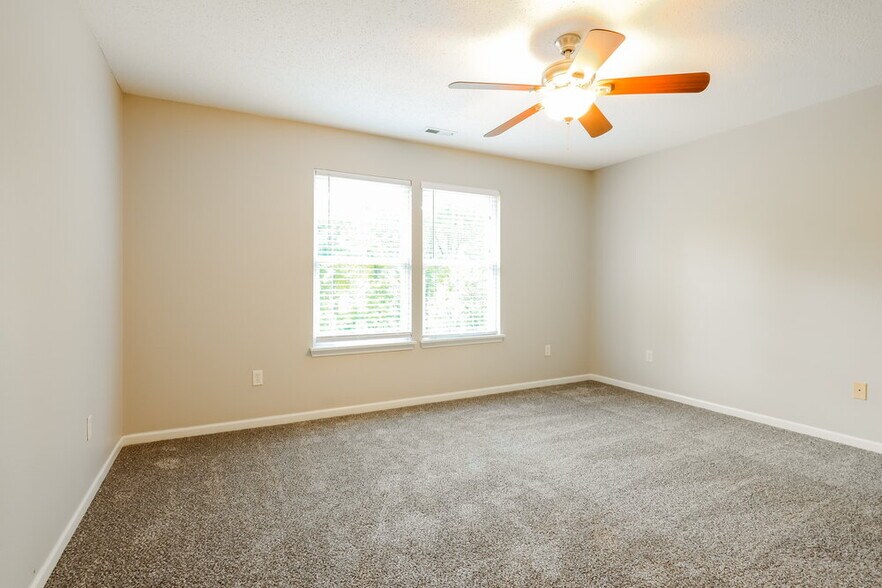 Building Photo - 5904 Minden Dr