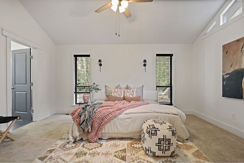 Building Photo - 6841 Woodcreek Ln