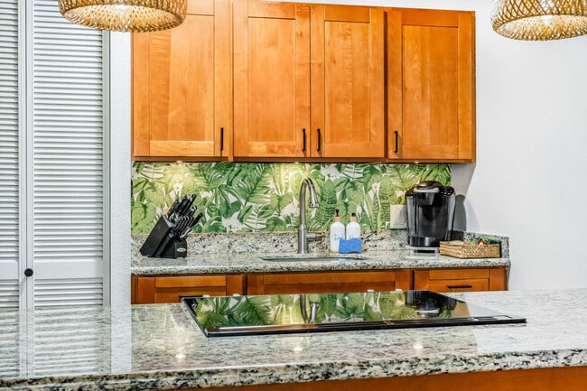 Building Photo - 2191 S Kihei Rd