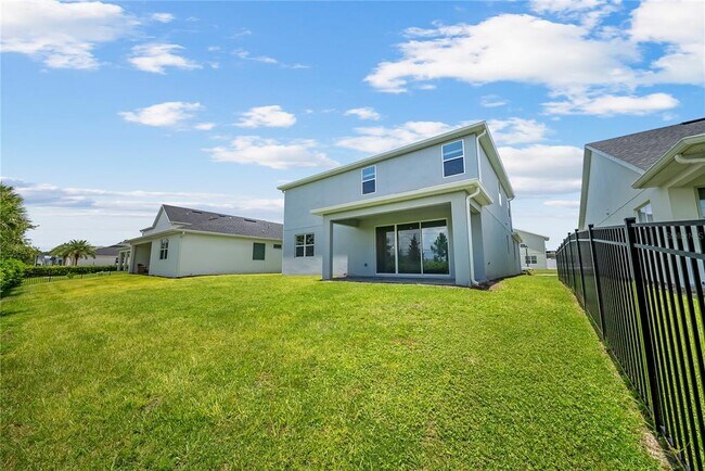 Building Photo - 1694 Pinecliff Dr