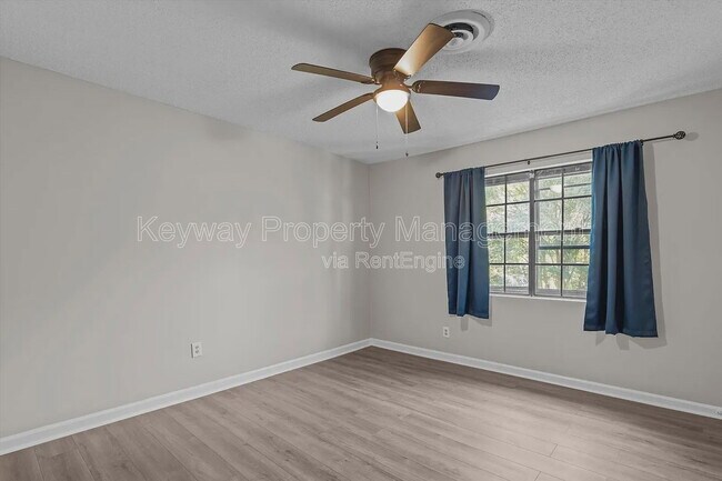 Building Photo - 2918 Arrowhead Dr