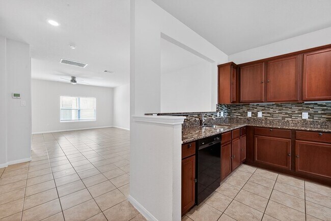 Building Photo - 228 Elm Patch Dr