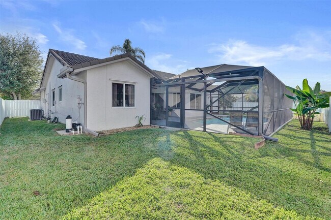 Building Photo - 7909 NW 19th St