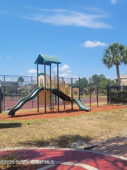 Building Photo - 1460 Sheafe Ave NE