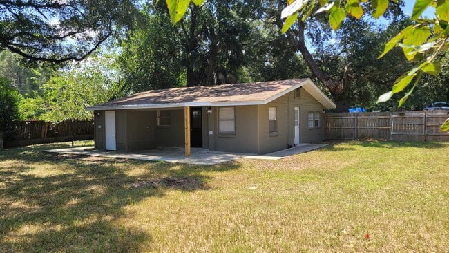 Building Photo - 12 Concordia Blvd