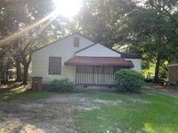 Building Photo - 1314 Brooke Ave